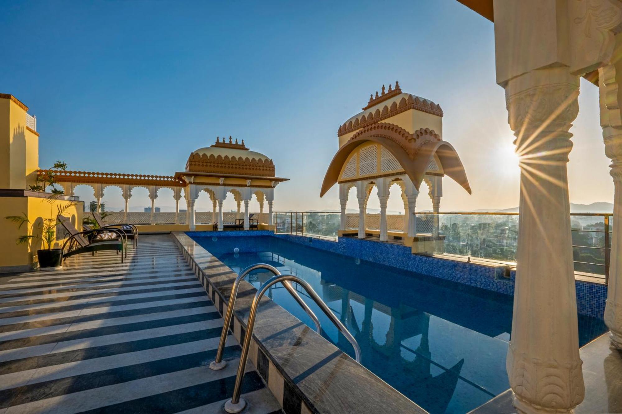 Sterling Balicha Udaipur Hotel Buitenkant foto