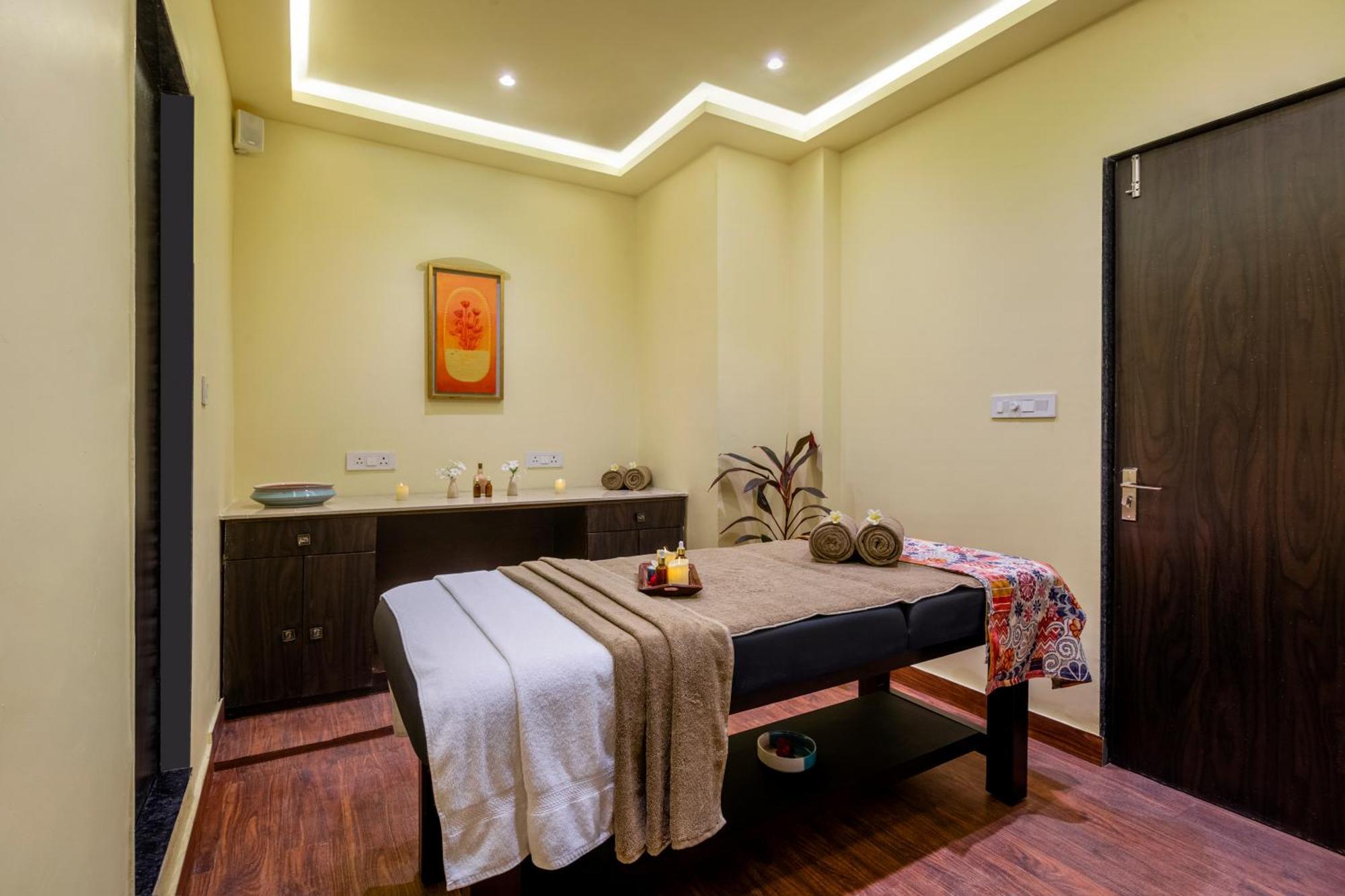 Sterling Balicha Udaipur Hotel Buitenkant foto